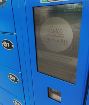 a close up of the locker screen